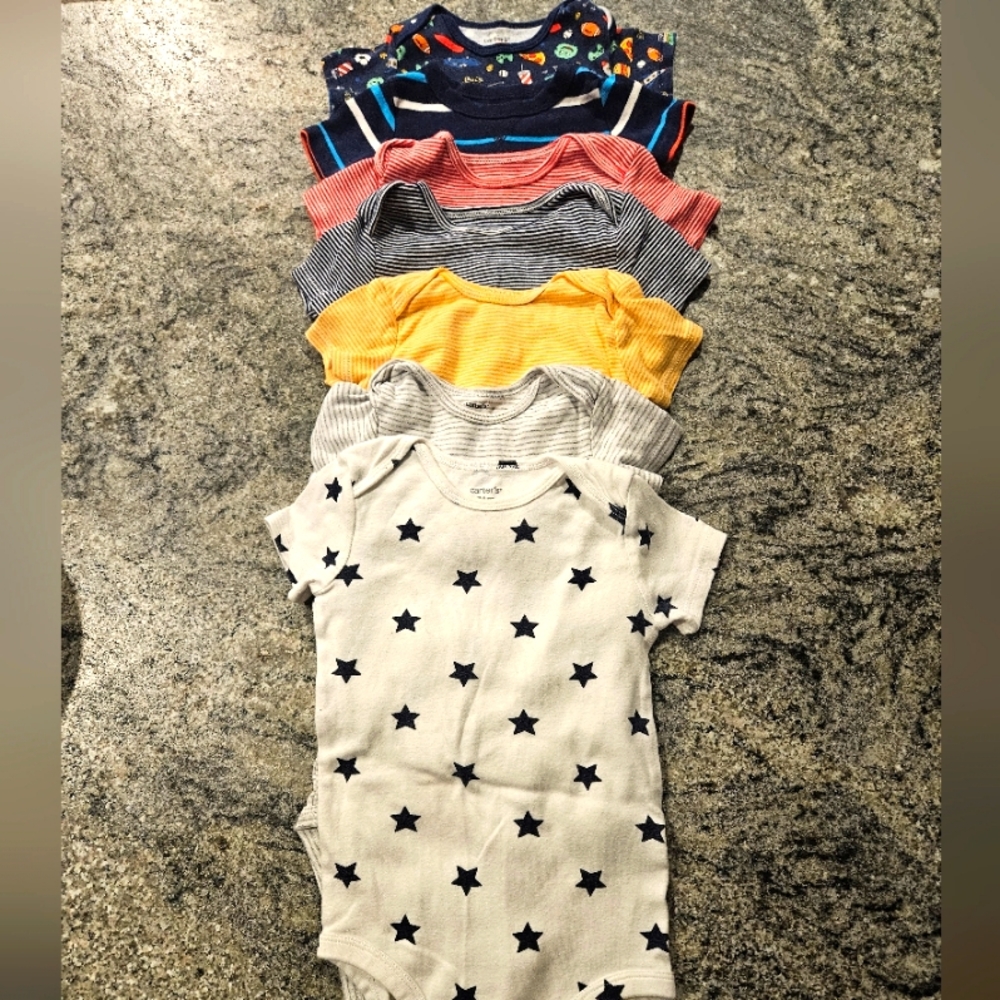 7, Carters, 24 month onesies, short sleeve, assortment